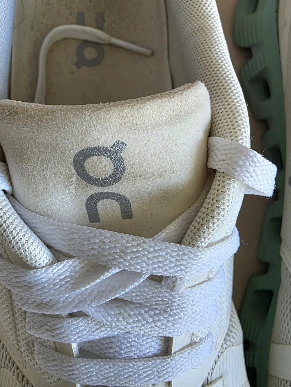 On Cloud 5 Running Shoes/Sneakers Size 10